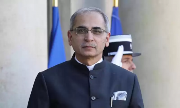 Indian Foreign Secretary Kwatra coming Nepal to invite PM Dahal to visit