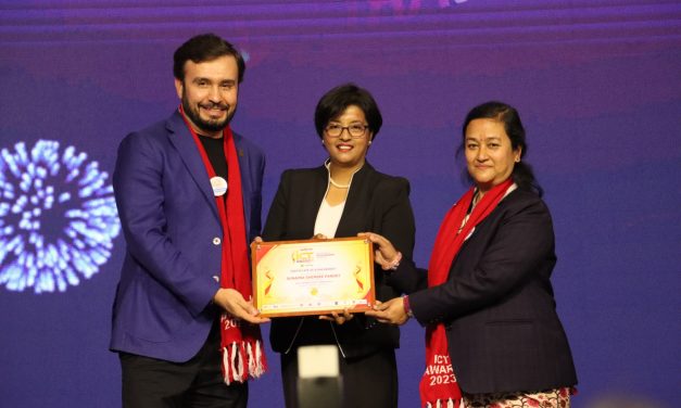 Ncell honours Sunaina with ‘Ncell Woman ICON ICT Award 2023’