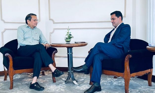 Health Minister Paudel and  Indian BJP’s foreign affairs chief Chathaiwale have met