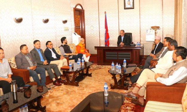 Opposition parties to submit memo to government