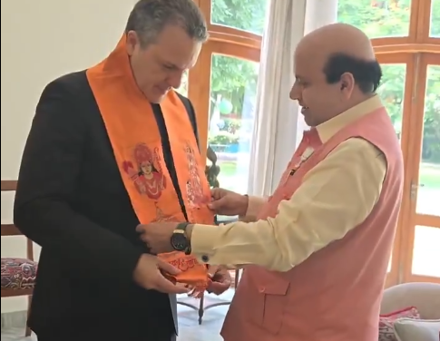 BJP Leader Vijoy Jolly Felicitates Brazilian Ambassador to India with Traditional Honors
