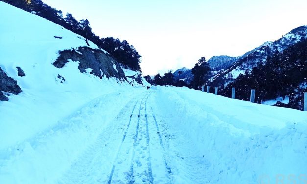 Mid-Hill Highway obstructed in Baglung due to heavy snowfall