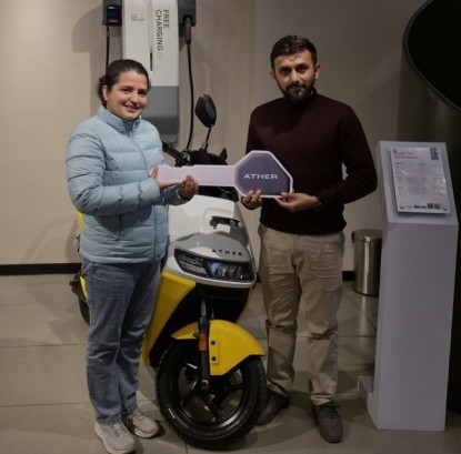One Rupee, One Scooter! Daraz 11.11 Winner Takes Home an Ather Rizta