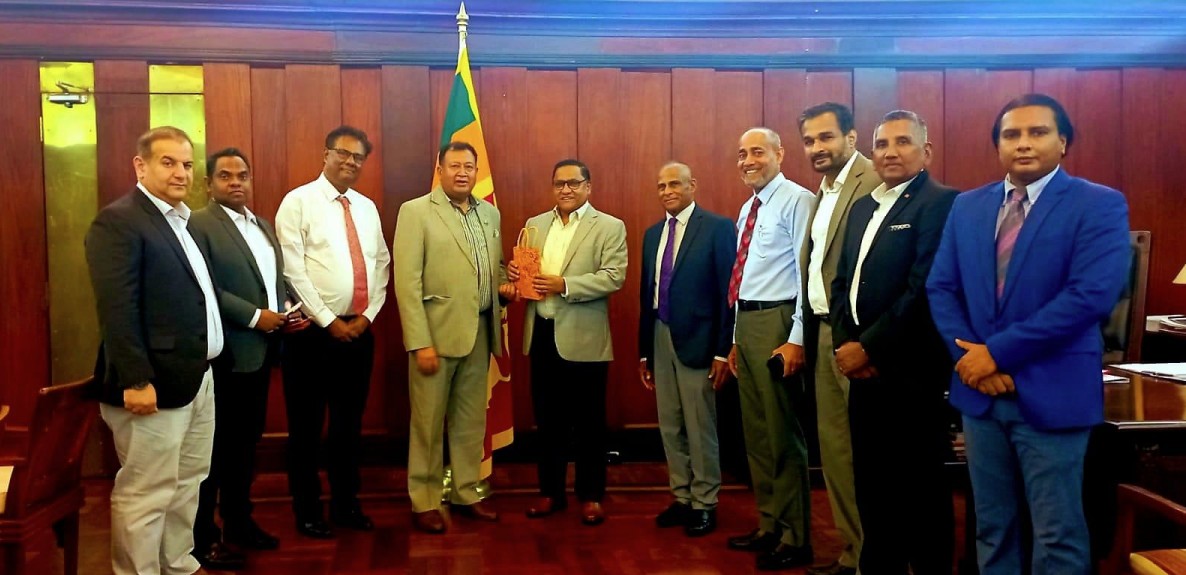 SAARC CCI President Chandi Raj Dhakal Call on Hon. Foreign Minister of Sri Lanka Mr. Vijitha Herath