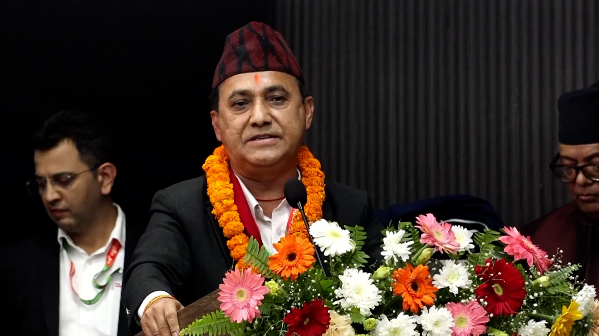 Bishwa Prakash Sharma Urges Nepali Congress Leaders to Put the Country First